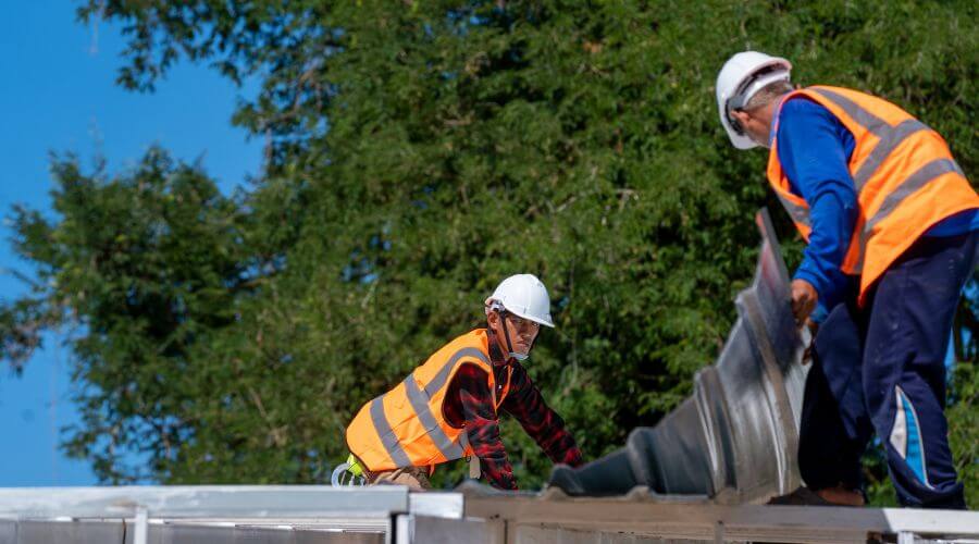Professional residential roofers in Story, WY